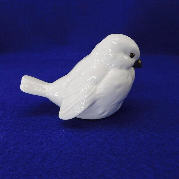 Vintage Goebel White Porcelain Bird Figurine With Gold Accents W. Germany - Picture 6 of 11